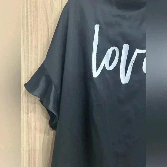 Victoria's Secret Sexy Valentine LOVE Black Slip Wrap Kimono Robe One Size Silky - Picture 3 of 5